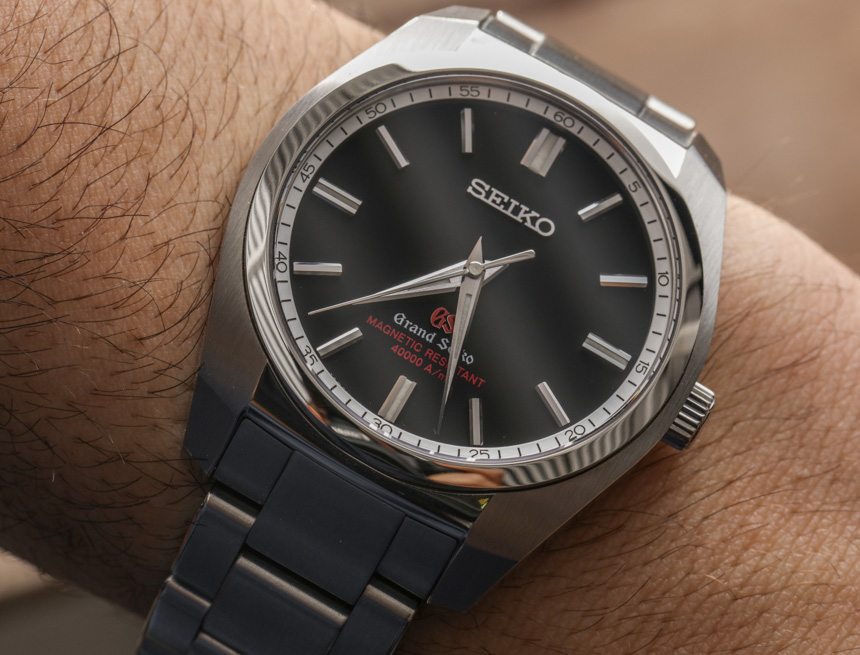Grand-Seiko-SBGX093-Quartz-Watch-11
